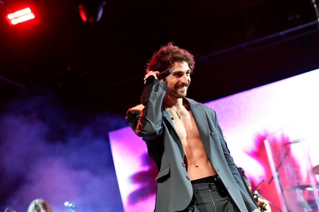مغني الراب مروان عبد الحميد (سان لوفان) على مسرح غوبي ضمن مهرجان كواتشيلا في 13 نيسان/أبريل 2024 في إنديو (الولايات المتحدة) (ا ف ب)